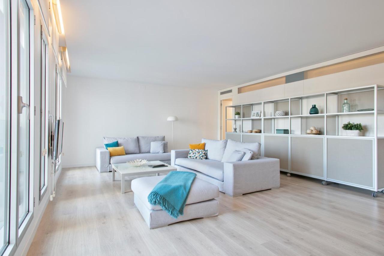 Lugaris Beach Apartments Barcelona Exterior photo