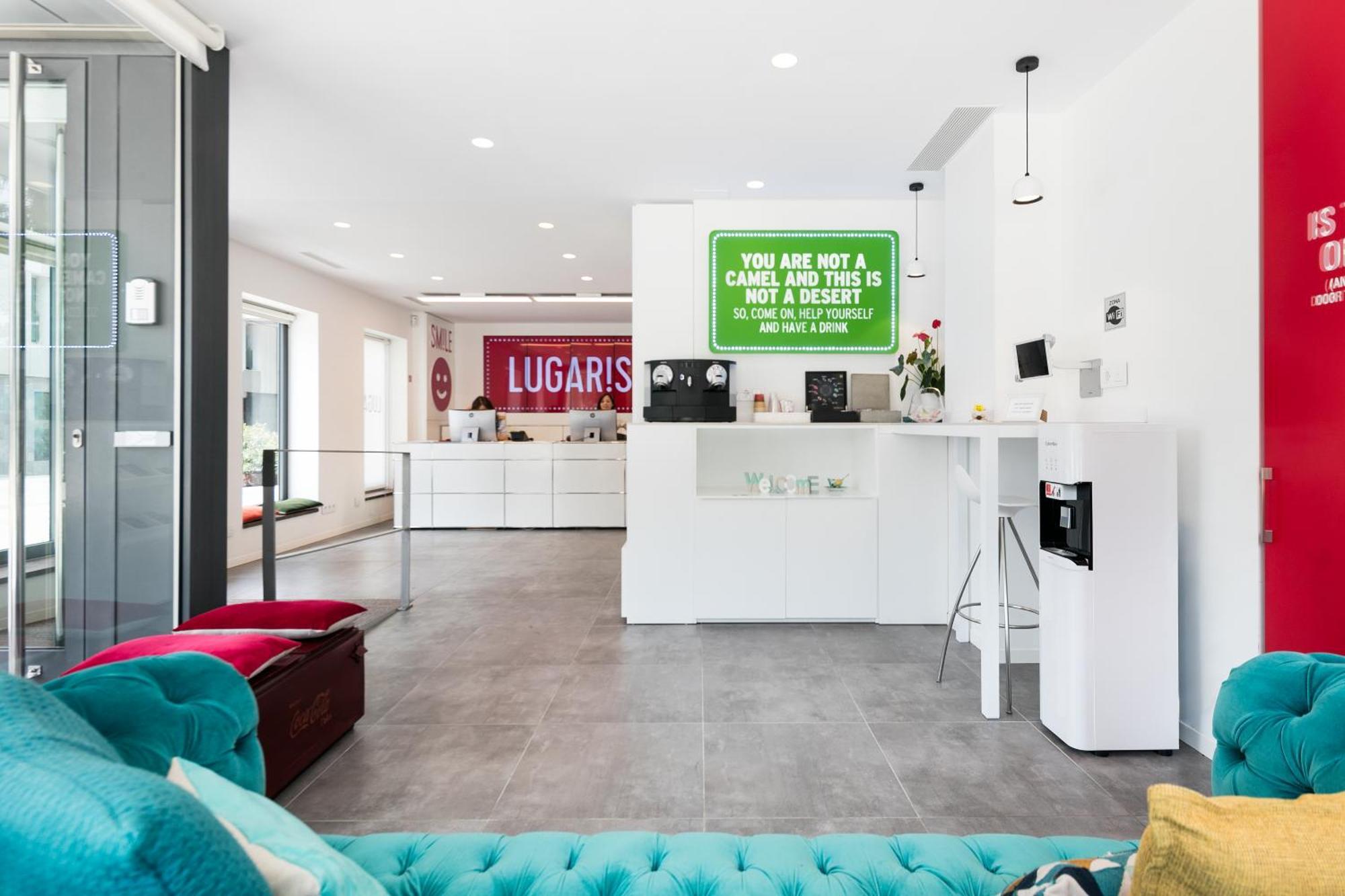 Lugaris Beach Apartments Barcelona Exterior photo