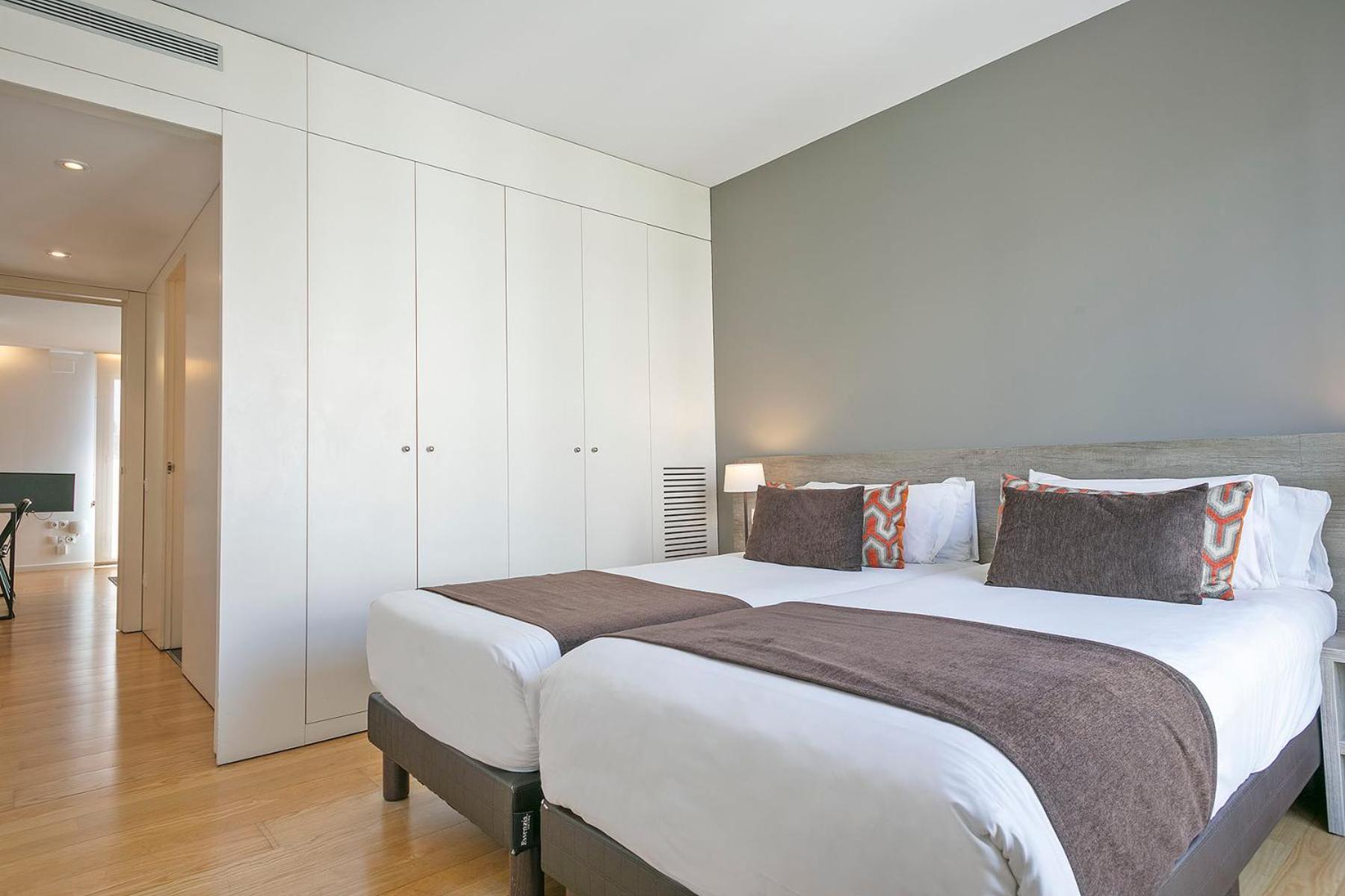 Lugaris Beach Apartments Barcelona Exterior photo
