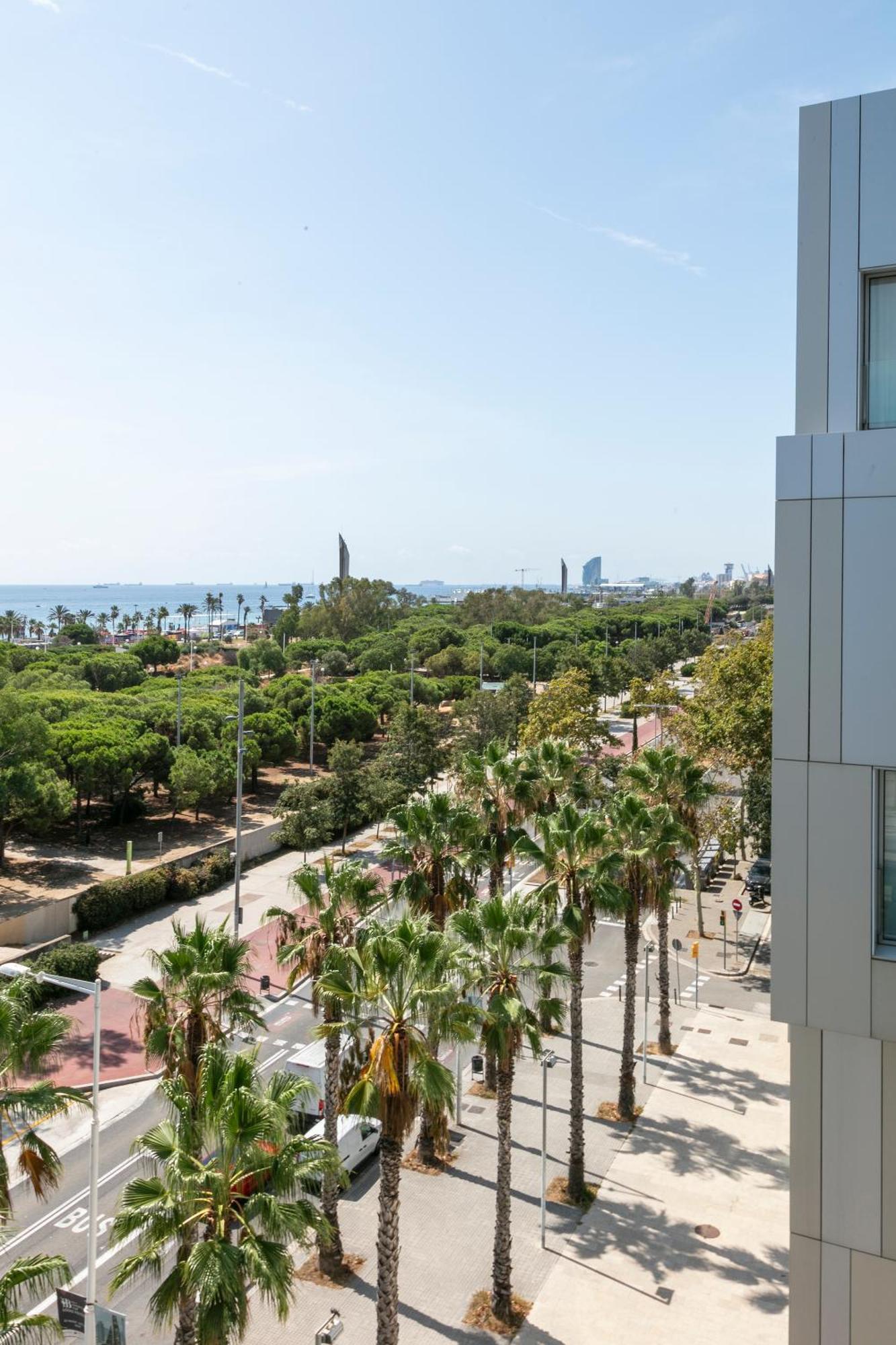 Lugaris Beach Apartments Barcelona Exterior photo
