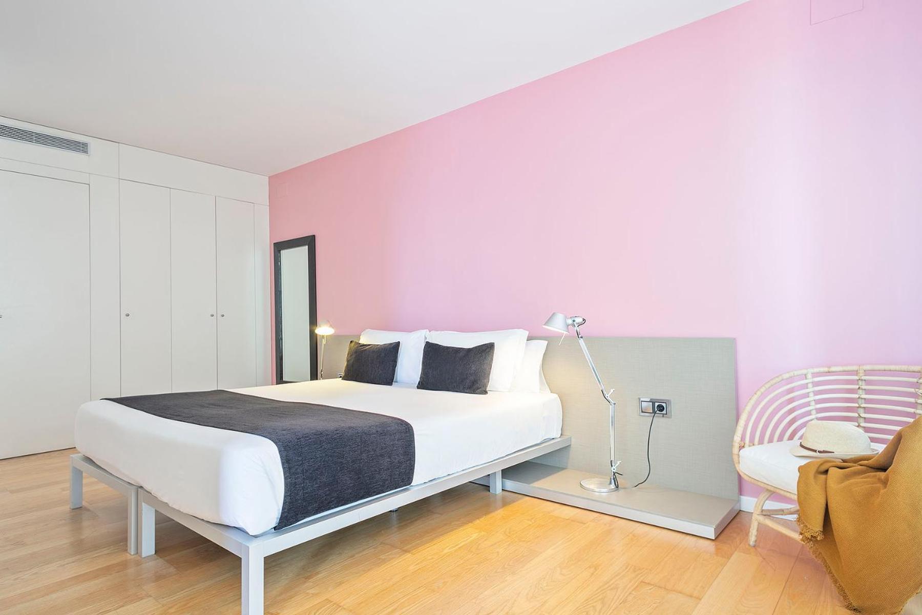 Lugaris Beach Apartments Barcelona Exterior photo